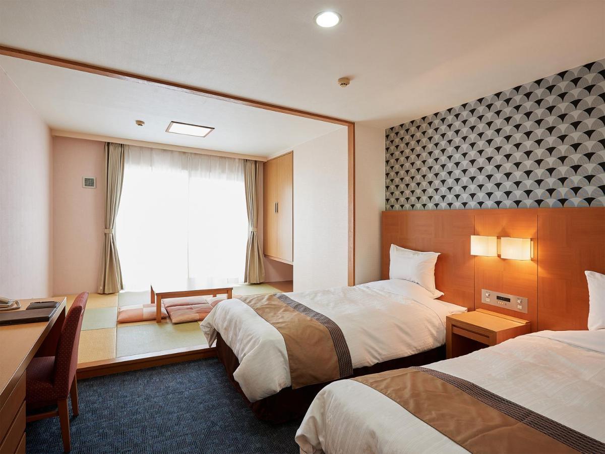 Hotel Murasakimura Yomitan Zewnętrze zdjęcie