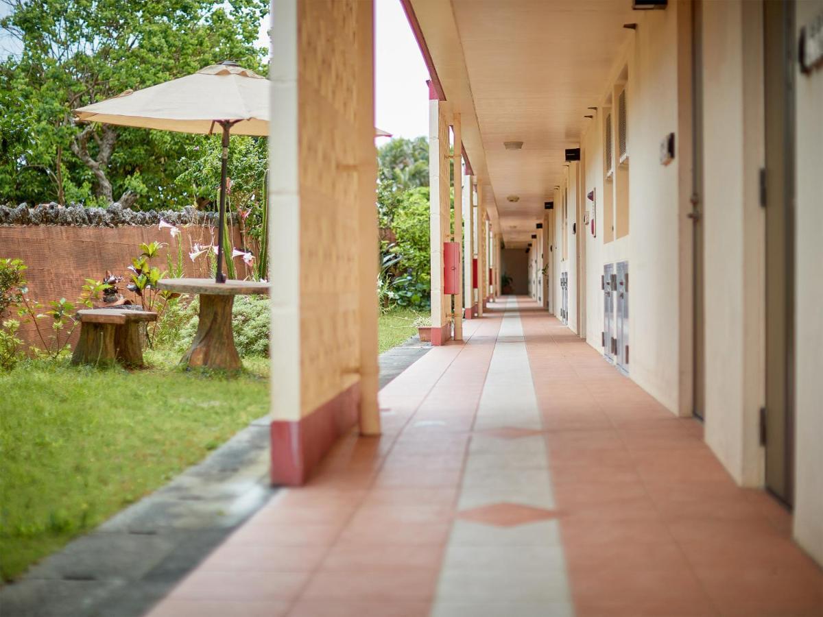 Hotel Murasakimura Yomitan Zewnętrze zdjęcie